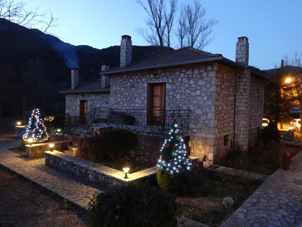 Andrea Sofi Guesthouse Dimitsana Bagian luar foto