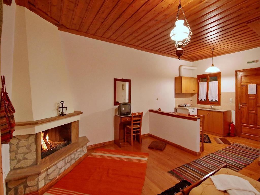 Andrea Sofi Guesthouse Dimitsana Bagian luar foto