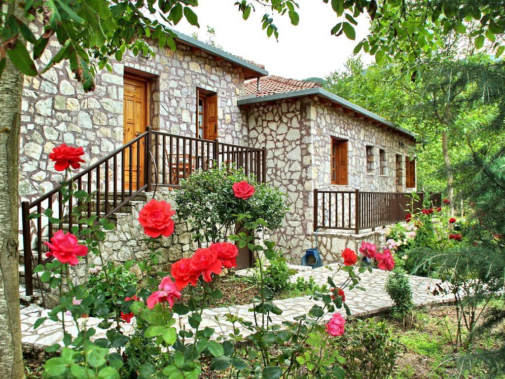 Andrea Sofi Guesthouse Dimitsana Bagian luar foto