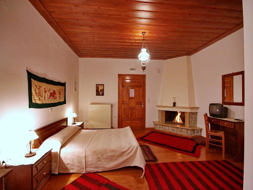 Andrea Sofi Guesthouse Dimitsana Bagian luar foto
